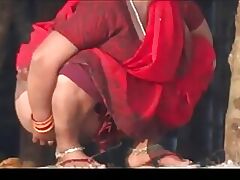 Desi Aunties Pissing Give devotion with respect to Publicly 37