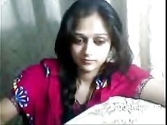 Indian teenage stroking unaffected by webcam - otocams.com